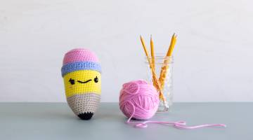 Beginner Crochet 2 by Cal Patch - Creativebug