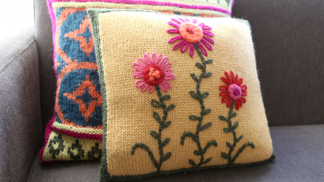 Retro Daisy Punch Needle Pillow Cover Decorative Embroidered 