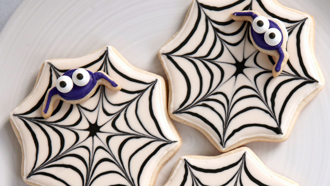 The Wilton Method®: Sugar Cookies by Wilton Instructors - Creativebug