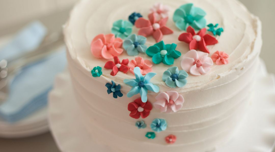 Best Cake Decorating Tools for Beginners, Wilton's Baking Blog